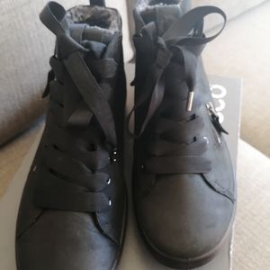 New ECCO waterproof bootie